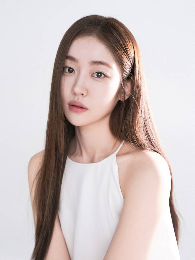 송지우. 빌리언스