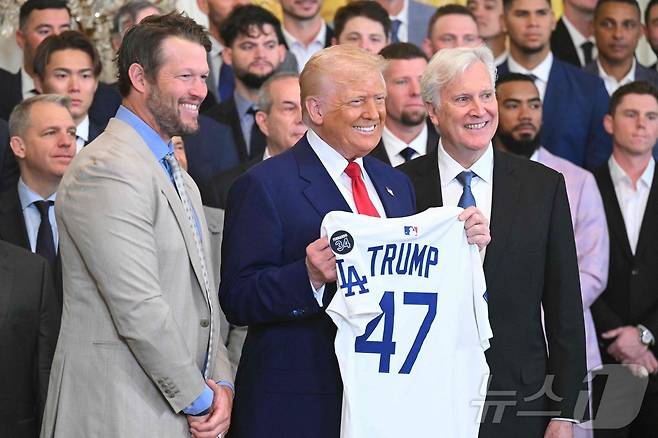 도널드 트럼프 대통령이 7일(현지시간) MLB LA 다저스 선수단을 백악관에 초청했다. ⓒ AFP=뉴스1