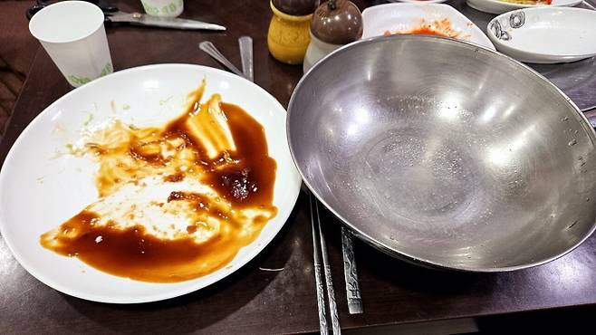 20250407_123016.jpg 점심 돈까스 냉면