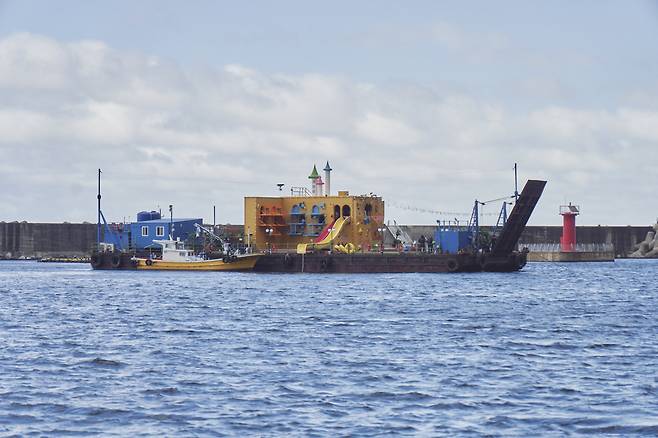 Guesthouse operated by casts of "Kian’s Bizarre B&B" (Netflix)