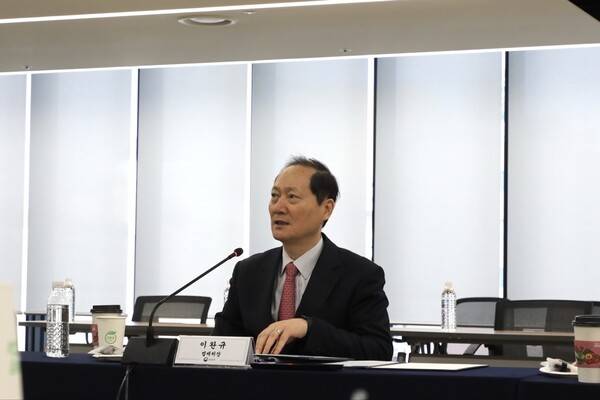 ▲이완규 법제처장이 지난달 5일 서울관광재단에서 열린 관광산업 관련 법 제도 개선 현장 간담회에 참석해 인사말을 하고 있다. 사진=법제처