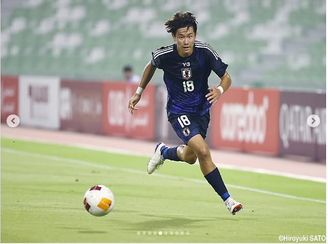 U-17 일본 대표팀 공격수 다니 다이치. 가수 김정민의 둘째 아들로 일본 사간도스에서 축구 유학중이다. 일본명은 다니 다이치. 게키사커 인스타그램