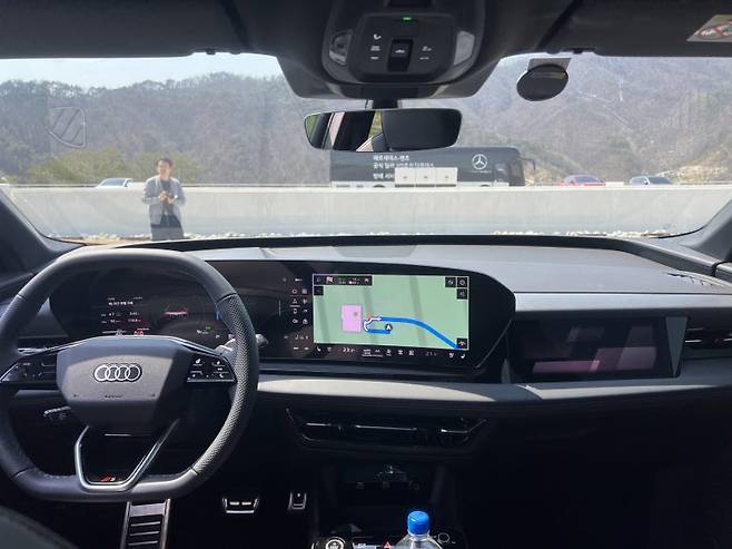 Q6 e-트론 실내. 사진=이상진