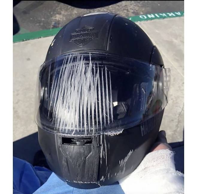 IMG_0537.jpeg 오토바이 탈때 헬멧 쓰라고 하는 진짜 이유 오토바이 탈때 헬멧 쓰라고 하는 진짜 이유 .jpg