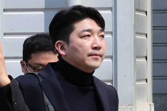 최형록 발란 대표이사가 3일 오후 서울 서초구 서울회생법원에서 열린 발란 대표자 회생절차 심문기일에 출석하고 있다. 뉴스1