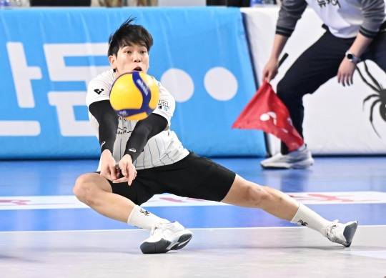 처음 FA 자격을 얻은 현대캐피탈의 리베로 박경민. 사진[연합뉴스]