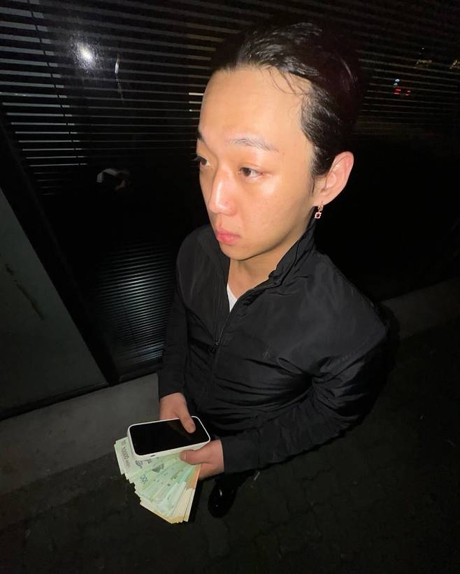 차는 포르쉐, 직업은 래퍼... 양홍원 ‘머니스웩’ 일상(출처: 양홍원 인스타그램 갈무리)