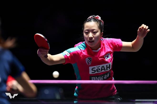 WTT 챔피언스 인천에서 경기 중인&nbsp;신유빈