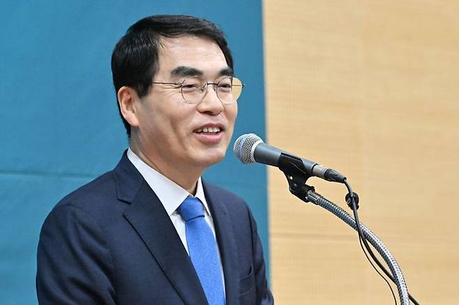 양기대 더불어민주당 전 의원이 지난 6일 오후 광주 서구 김대중컨벤션센터에서 열린 포럼 광주지부 창립식에 참석해 인사말하고 있다. ⓒ뉴시스
