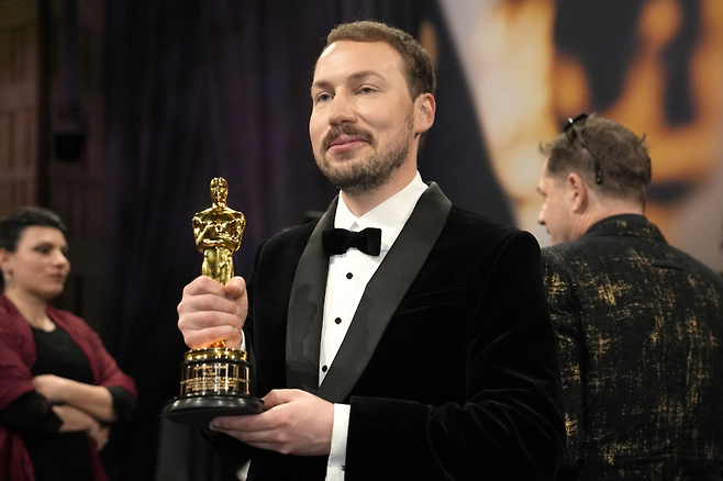 image.png 인사이드 아웃2, 와일드 로봇 꺾고 아카데미 상 탄 작품