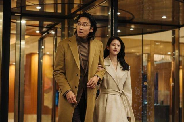 '악연'에서 열연한 이광수와 공승연. 넷플릭스 제공