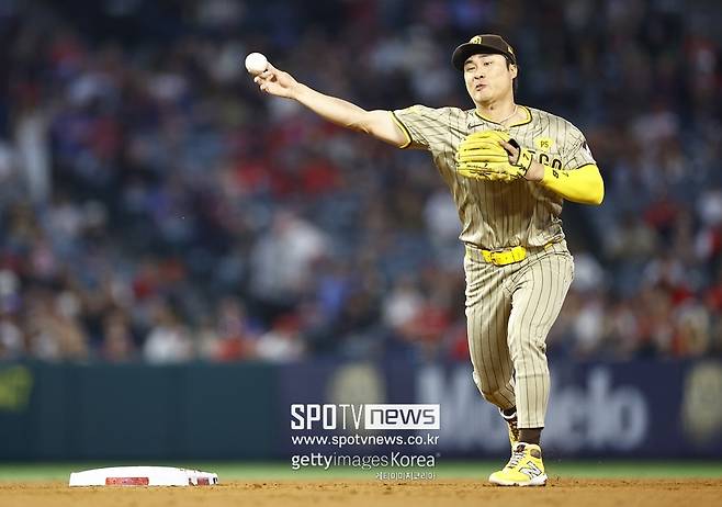 ▲ 건강만 하면 김하성 수비는 메이저리그 최정상급이다. 내야 다양한 포지션에서 최고 수준의 수비력을 자랑하는 게 가장 큰 강점이다.