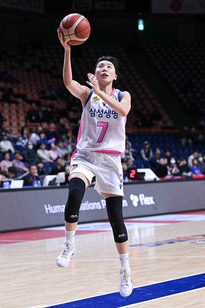 FA 강유림이 원소속구단 용인 삼성생명에 잔류했다. 사진 | WKBL