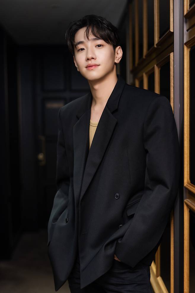 배우 남윤수.사진=메리크리스마스, 빅스톤스튜디오