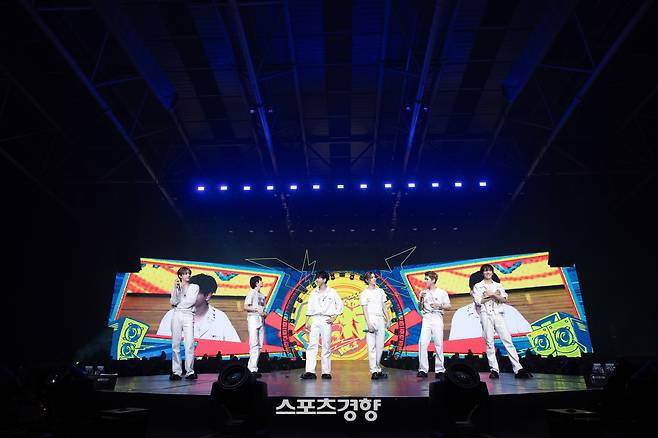 보이넥스트도어 공연 모습. KOZ엔터테인먼트 제공
