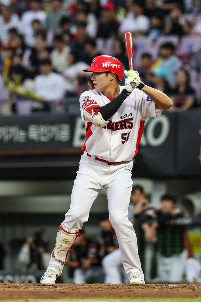 13일 오후 광주-KIA챔피언스필드에서 열리는 '2025 신한 SOL Bank KBO리그' SSG 랜더스와 KIA 타이거즈의 경기, 전날 1군 엔트리에 등록된 내야수 오선우가 2번 지명타자로 라인업에 이름을 올렸다. KIA 타이거즈