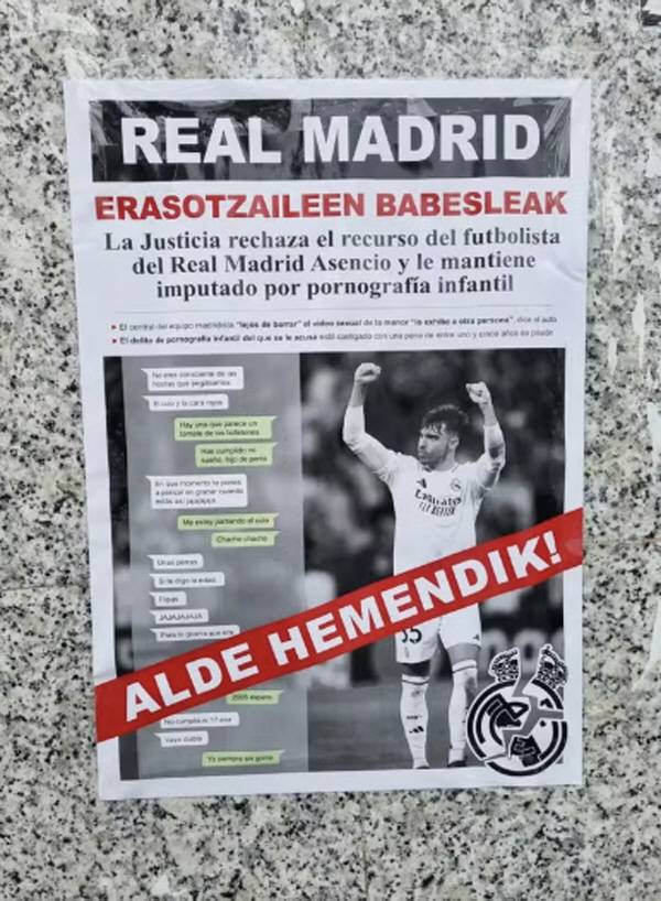 데포르티보알라베스 팬이 경기장 외곽에 붙인 라울 아센시오 저격 포스터.