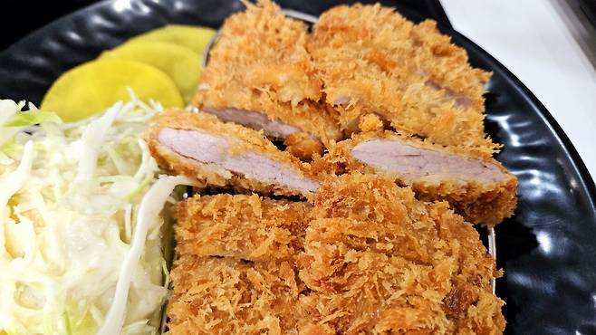 20250413_133620.jpg 일요일 점심 신도림테크노마트 푸드코트 돈까스