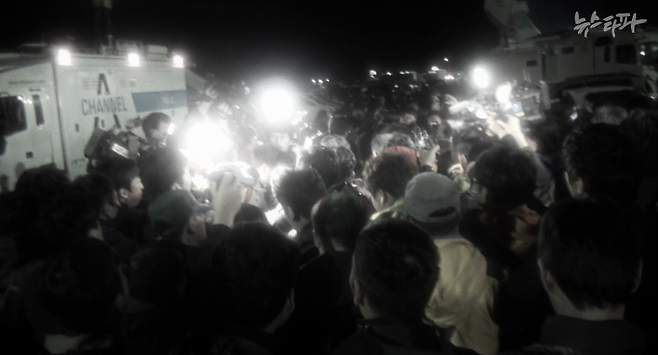 다큐 영화 '그레이존' 중