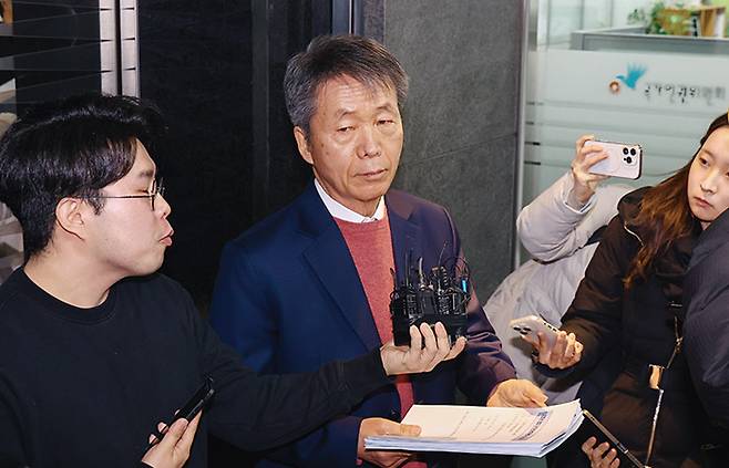 김용원 인권위 상임위원은 헌재를 부숴 없애자는 망언을 서슴지 않았다.[사진｜뉴시스]