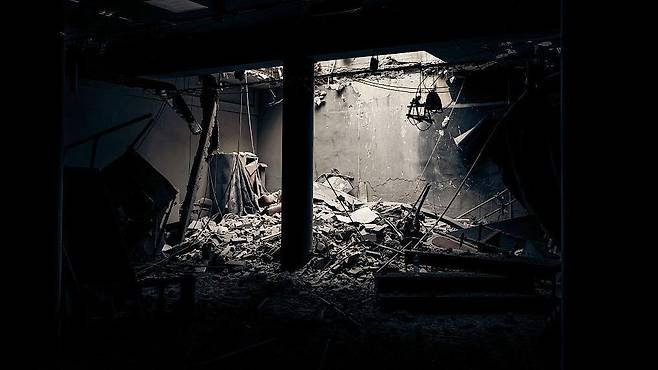 수미국립대학교의 컨벤션 센터에서는 아동 연극 공연이 열릴 예정이었다