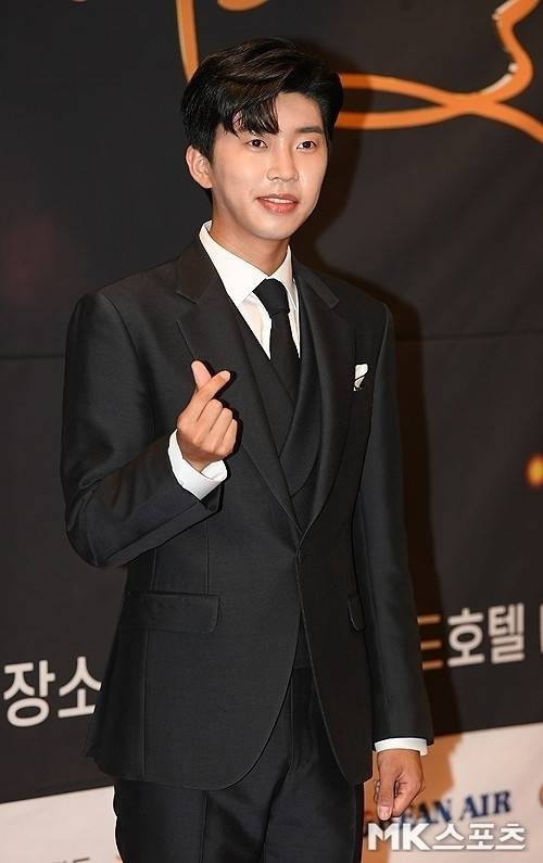 가수 임영웅이 가창한 ‘천국보다 아름다운’ 컬래버 음원이 폭발적인 관심을 얻고 있다.사진=천정환 기자