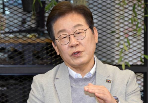 이재명 전 더불어민주당 대표가 후원금 모집을 시작한다. 사진은 이재명 전 더불어민주당 대표가 지난 14일 서울 강남구 퓨리오사AI에서 모두발언하는 모습. /사진=뉴스1