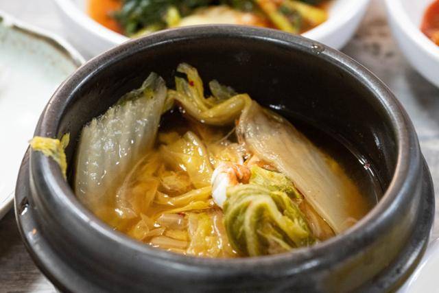 충남 서산시의 대표 음식 '게국지'.