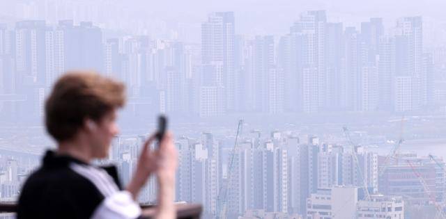 16일 서울 시내 아파트 단지가 보이고 있다. 뉴스1