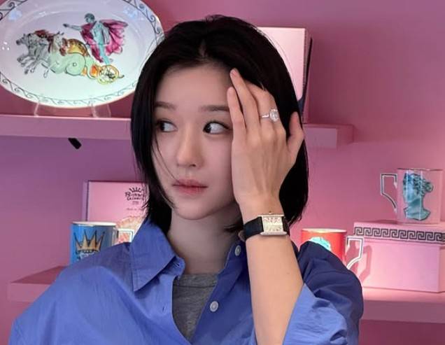 '셀프 디스'와 함께 새로운 행보에 나선 서예지가 팬들과의 본격 소통을 시작했다. /사진=서예지 인스타그램