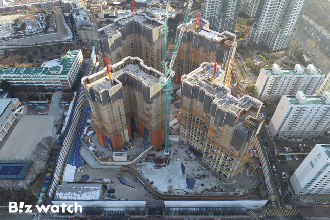 재건축 공사 현장/사진=비즈워치