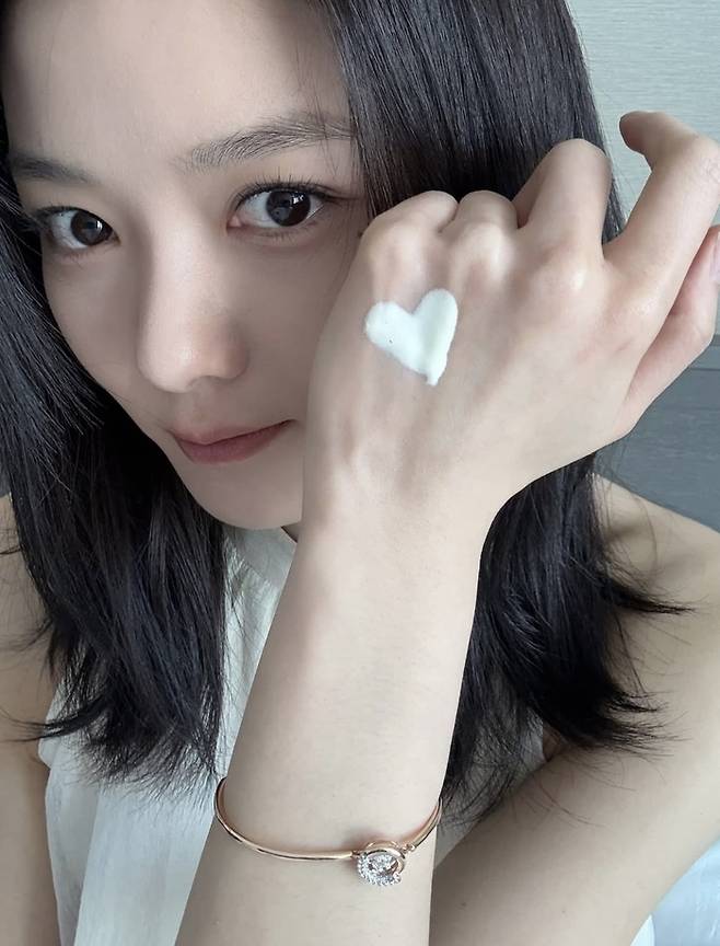 김유정 인스타그램.