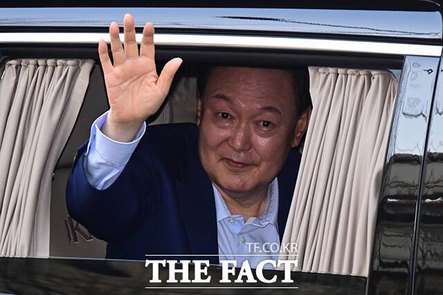 군인권센터는 17일 "윤석열 재구속 촉구 긴급 10만 서명 운동이 시작 3일 만에 목표한 10만명을 돌파했다"고 밝혔다. /남윤호 기자