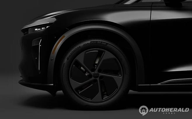 한국타이어 아이온 에보 AS SUV 장착 루시드 그래비티 차량 이미지 (한국타이어)