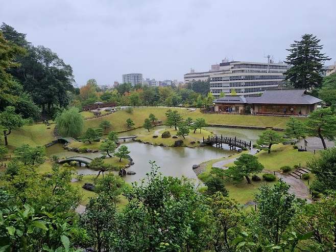 7fed8272b48268f551ee87e041837d73de3d4e4c450d4aa095f7fc4a1d8f8d7c