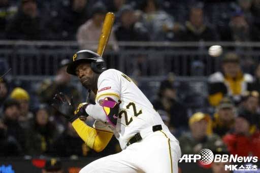 맥커친에게 날아든 위협구가 벤치클리어링의 발단이 됐다. 사진(美 피츠버그)=ⓒAFPBBNews = News1