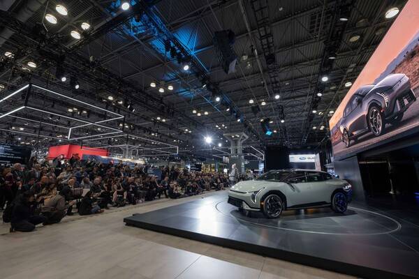 기아 K4 사진 기아