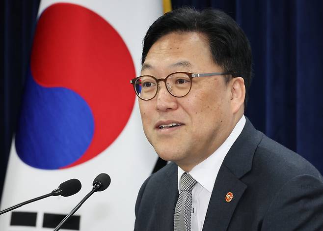 김병환&nbsp;금융위원회 위원장이 지난 3월26일 서울 종로구 정부서울청사에서 출입 기자 월례 기자간담회를 하고 있다.&nbsp; ⓒ연합뉴스