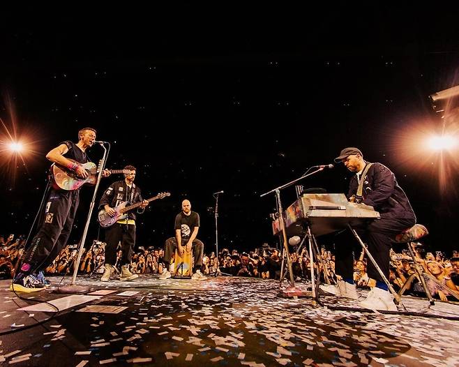 ▲ 콜드플레이. 출처| 콜드플레이 SNS