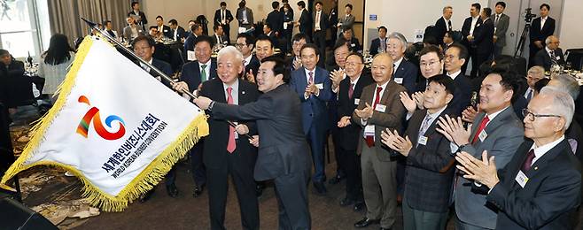 제23회 세계한상대회(세계한인비즈니스대회)가 개막한 17일(현지시간) 미국 애틀랜타 개스사우스 컨벤션센터에서 매경 주최 오찬 행사가 열리고 있다. 2025.4.18 [김호영 기자]