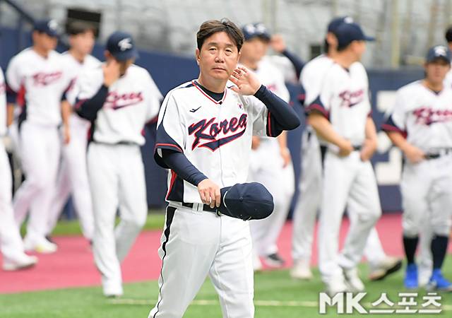 류지현 감독은 2026 WBC에서 성적을 내야 한다는 막중한 임무를 맡고있다. 사진=천정환 기자