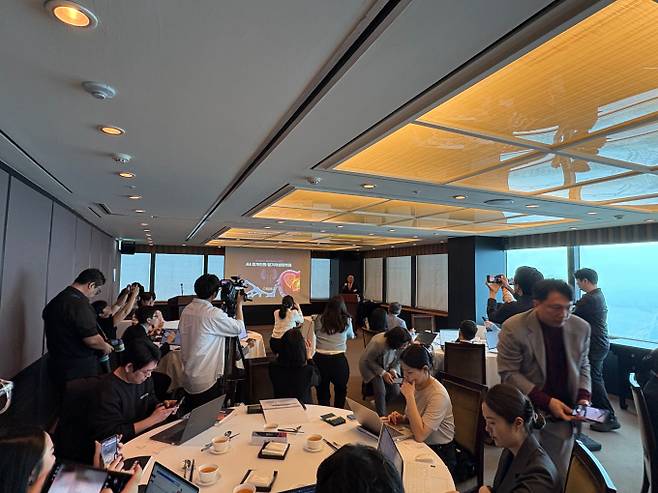 인공지능(AI) 초개인화 장기재생 기업 로킷헬스케어가 코스닥 상장 문턱에 섰다. 사진은 18일 로킷헬스케어 기업설명회./사진=안효건 기자