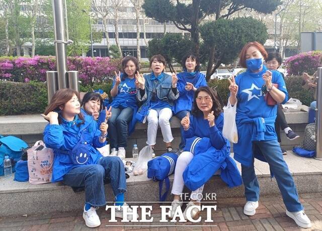 가수 진해성의 팬심을 밝힌 닉네임 나무꾼은 "진해성님은 오디션 이전부터 눈여겨봤던 터라, '미스터트롯2' 이후 '현역가왕'을 거치면서 더 특별한 음악적 매력에 빠져들고 공감하게 됐다"고 말했다. /강일홍 기자