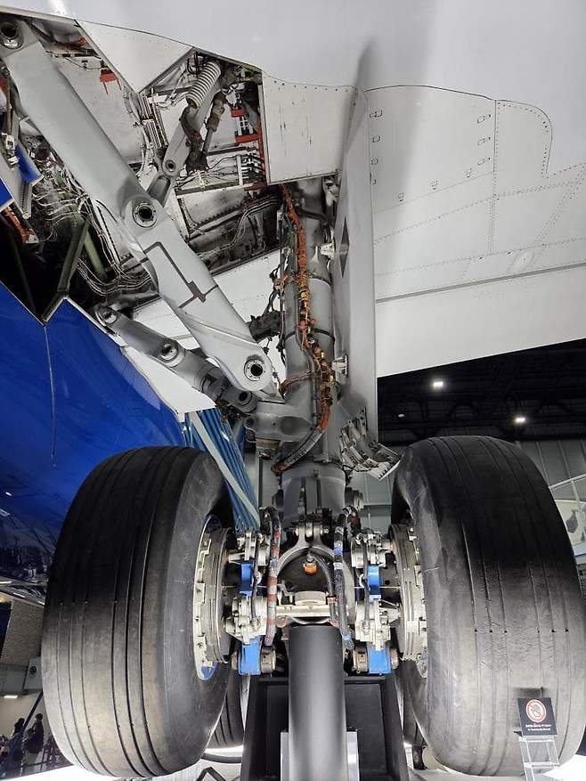 7fed8273b58669f551ee83e041817773995783ca36381fd9aa70de941785409d