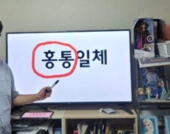 1eb0d134f1e13daa6bbcc28a44817668ae9dcdc29c489aff53c420f7d06c86befa377bcc9e5b58b91a423d1104fc31f92c4acccab52cae017ccf7a