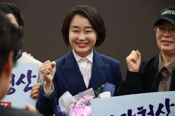 진보당 김재연 상임대표가 19일 국회 의원회관에서 열린 ‘21대 대통령 후보 선출대회’에서 대선 후보로 확정됐다. 진보당 제공