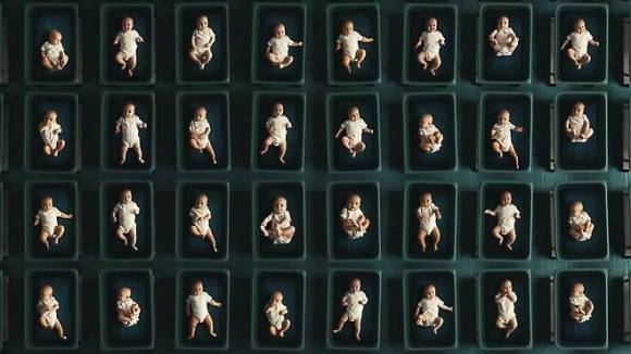 다큐멘터리 시리즈 ‘그 남자에겐 1,000명의 자식이 있다’. 넷플릭스 제공