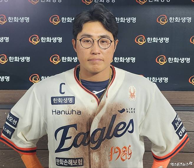 한화 내야수 채은성은 18일 대전한화생명볼파크에서 열린 '2025 신한 SOL Bank KBO 리그' NC와 정규시즌 첫 번째 맞대결에서 5번타자 1루수로 선발 출전했다. 홈런포를 포함해 5타점으로 활약해 공격에 활력을 불어넣었다. 대전, 박정현 기자