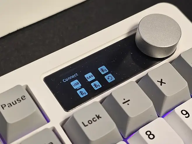 1 24G  Connect  USB 2 Pause 9 Lock 6