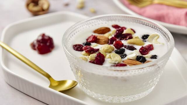 요거트 섭취가 대장암 발생 확률을 바꿀 수 있다｜출처: 클립아트코리아